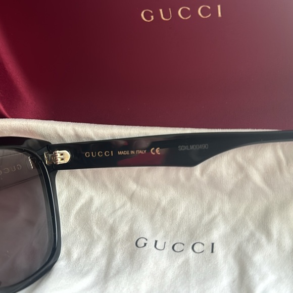 Gucci - Picture 7 of 17